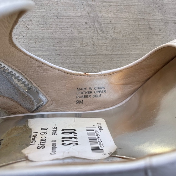 Michael Kors white size 9 ankle heels - Picture 5 of 16